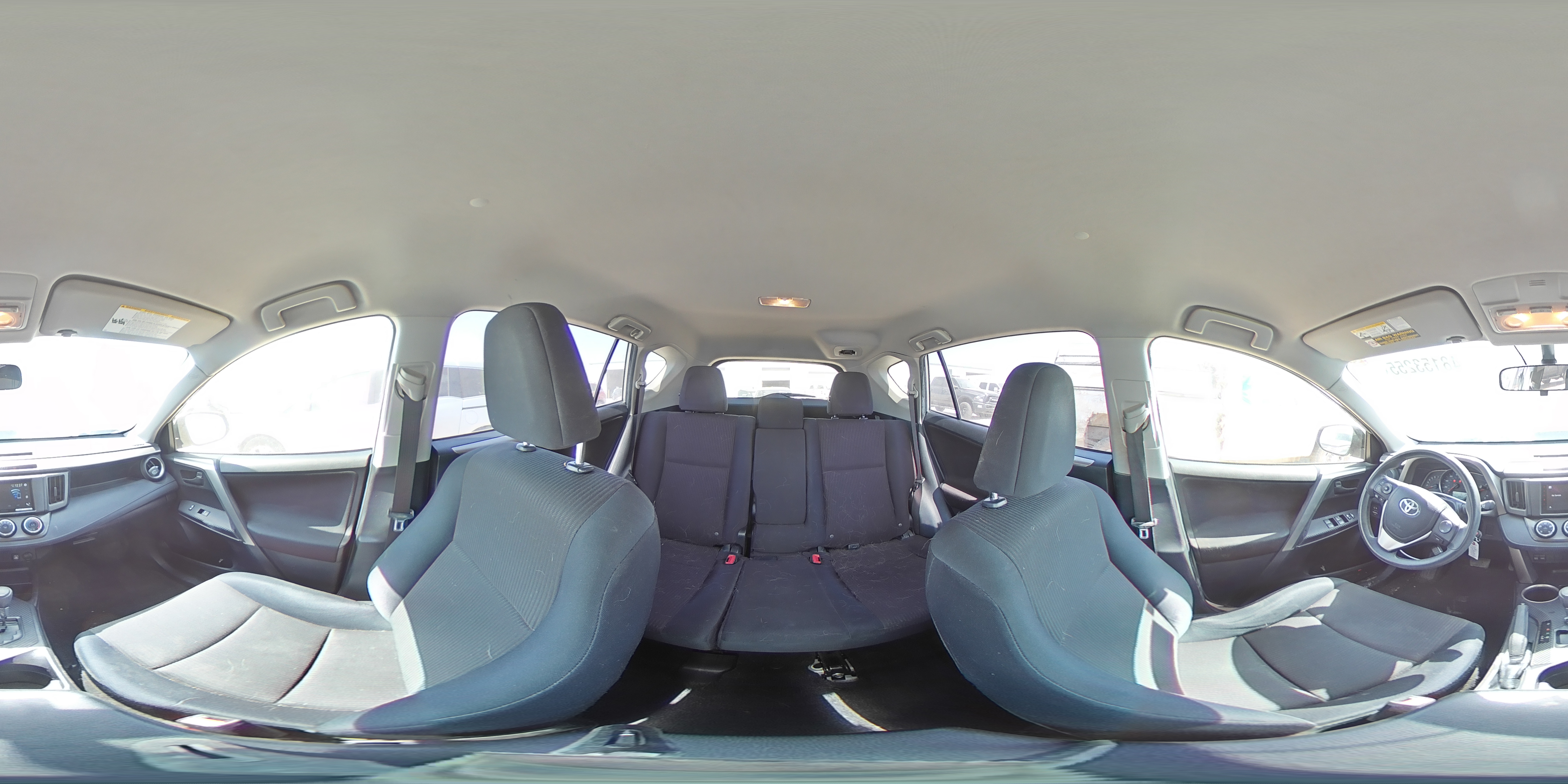 2014 Toyota RAV 4 - Image 14