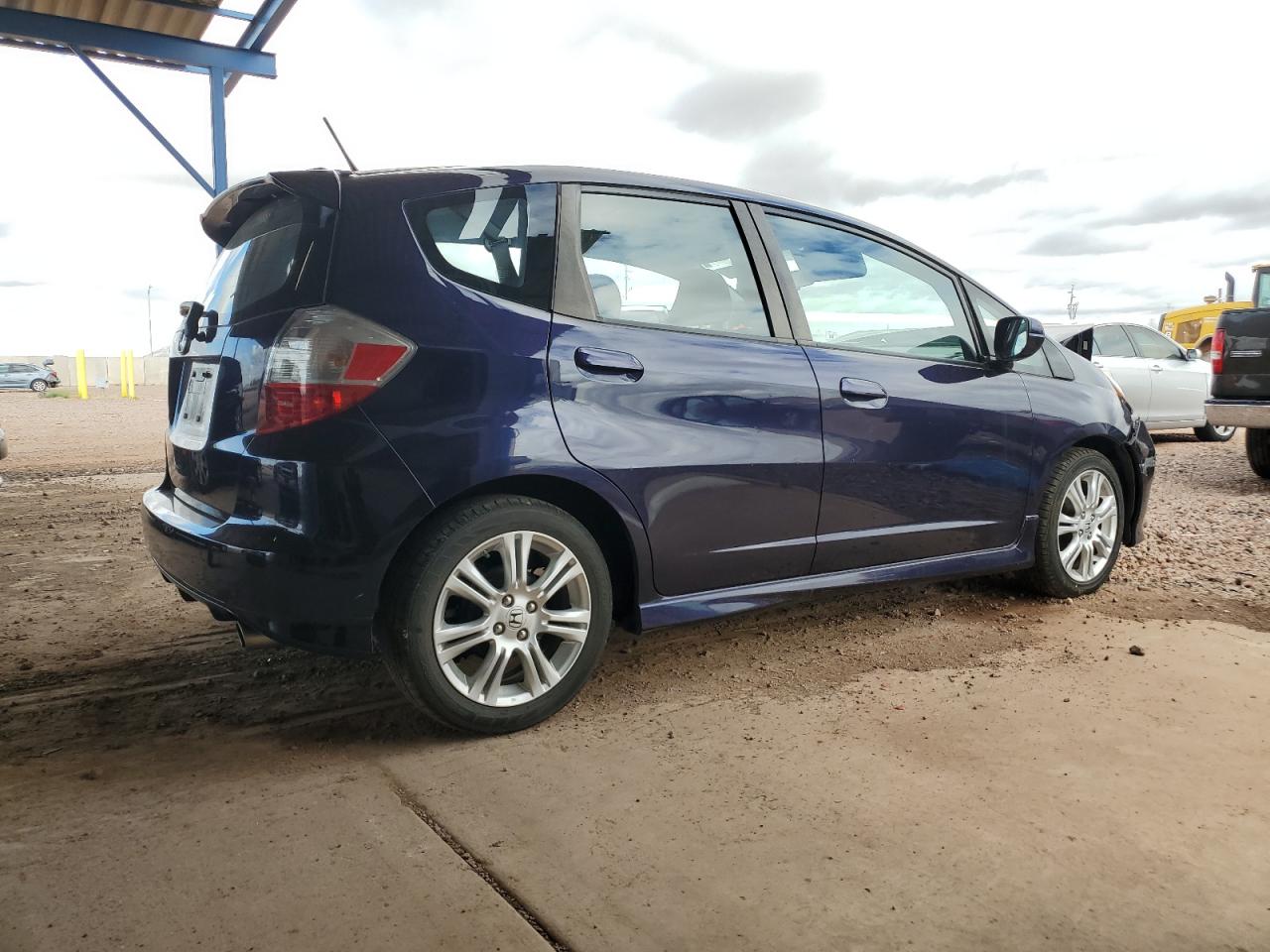2009 Honda Fit - Image 3