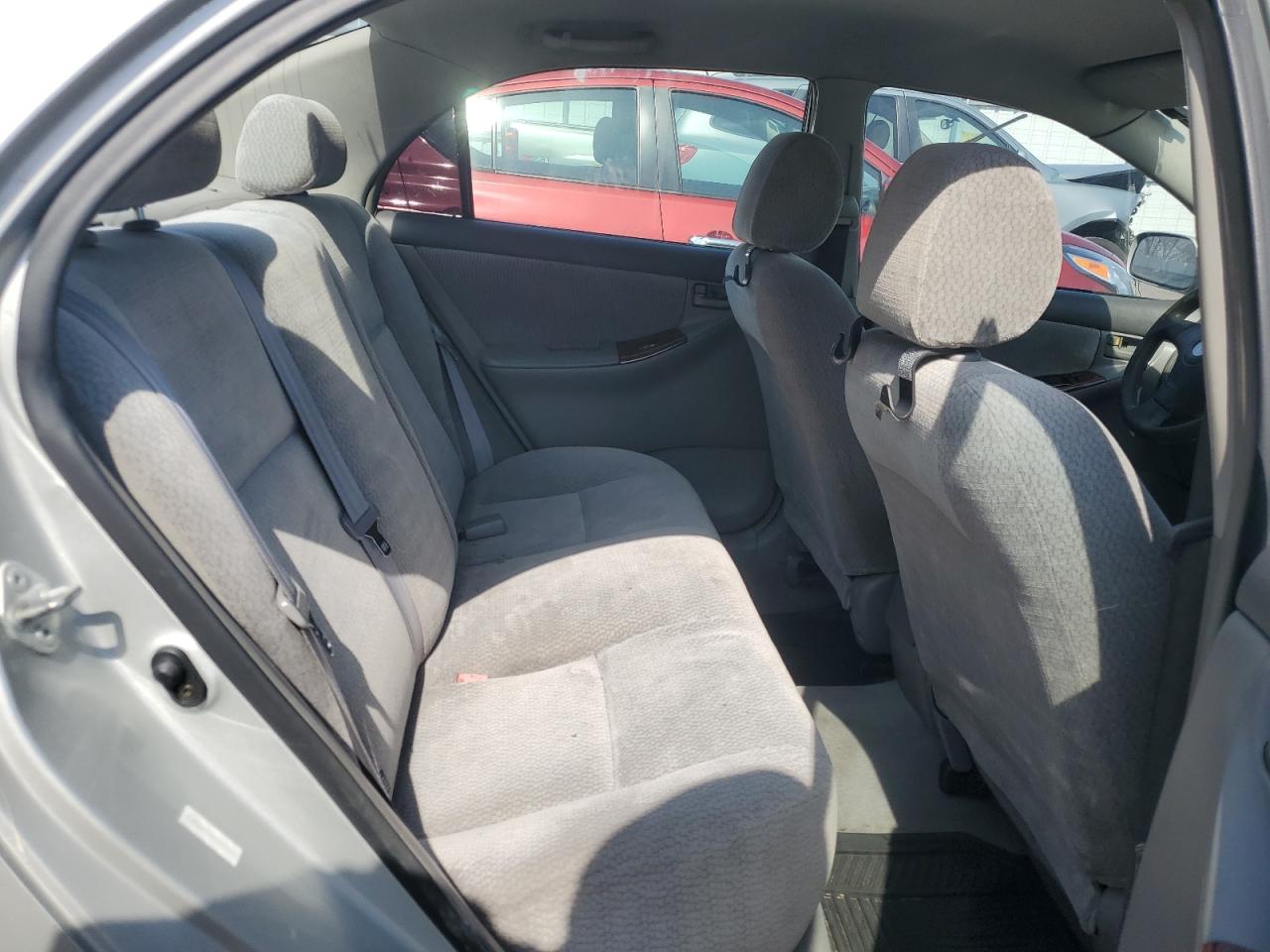 2003 Toyota Corolla - Image 10