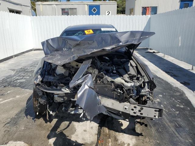 LEXUS IS 2024 Szary