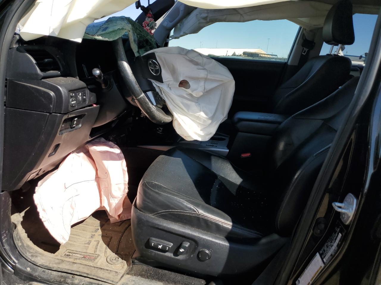 2015 Toyota 4Runner - Image 7