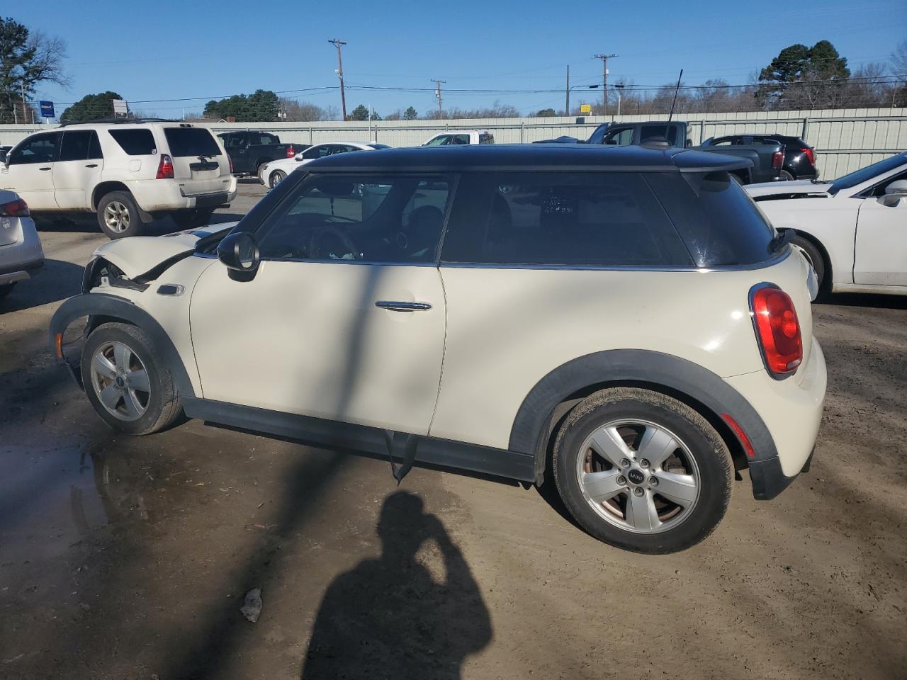 2015 MINI Cooper - Image 2