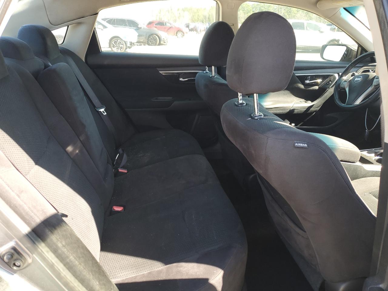 2014 Nissan Altima - Image 10