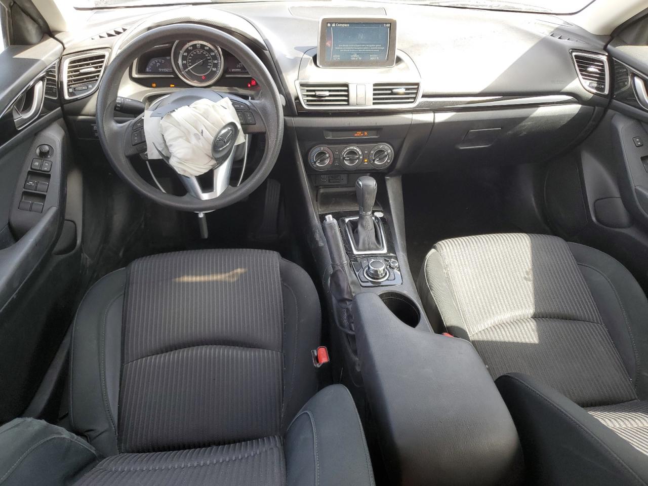 2016 Mazda 3 - Image 8