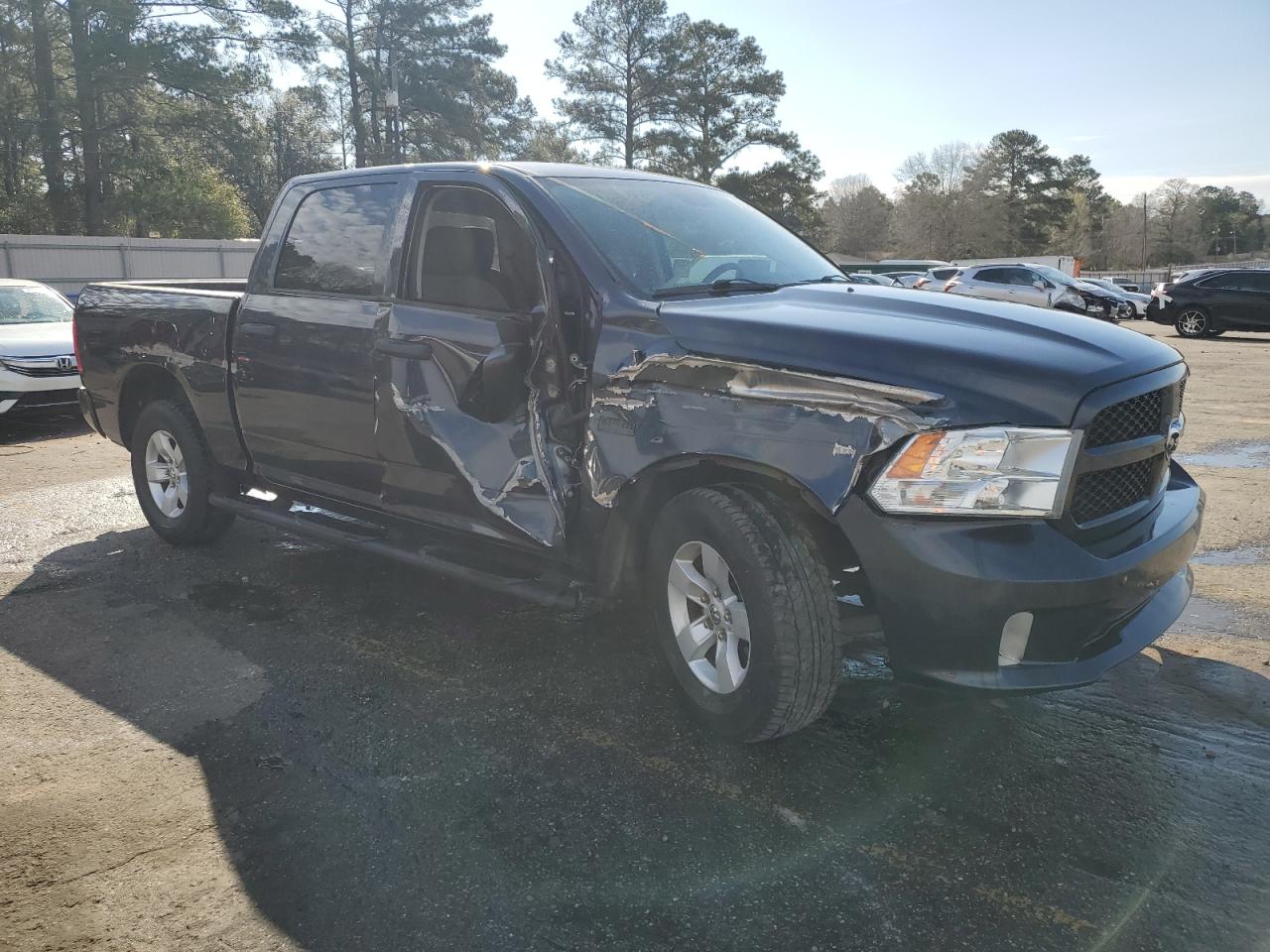 2018 RAM 1500 - Image 4