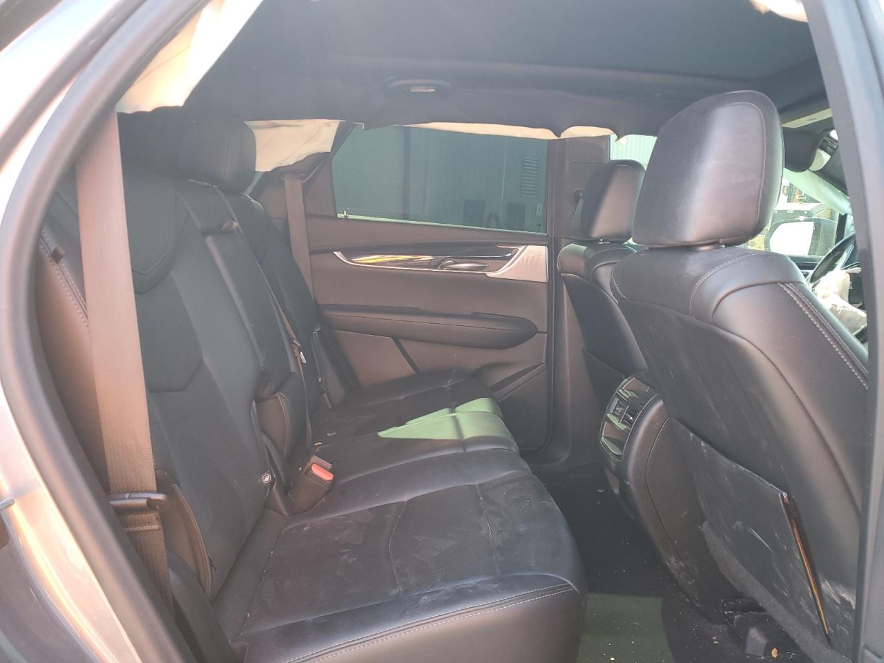 2022 Cadillac XT5 - Image 12