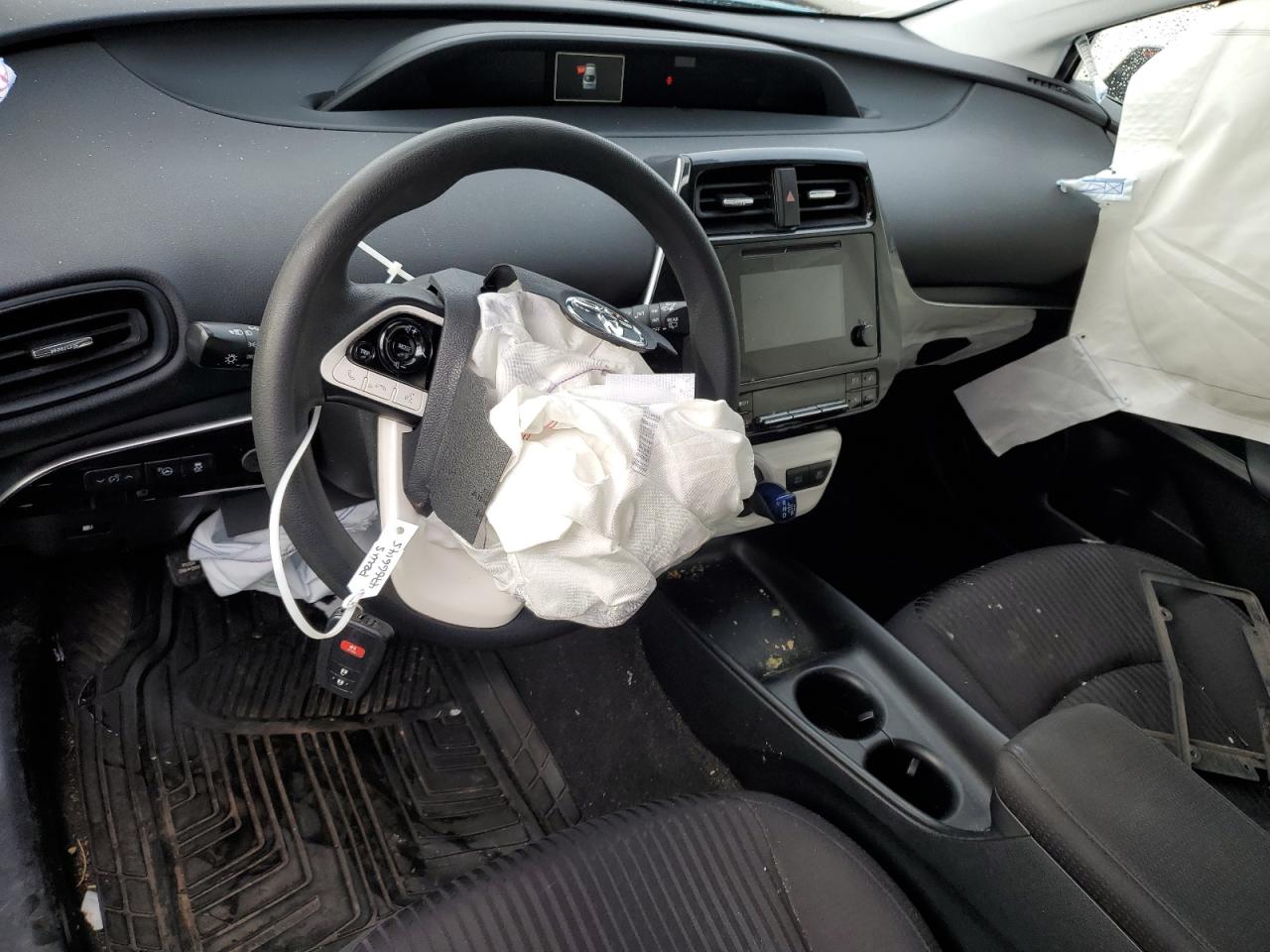 2018 Toyota Prius - Image 8
