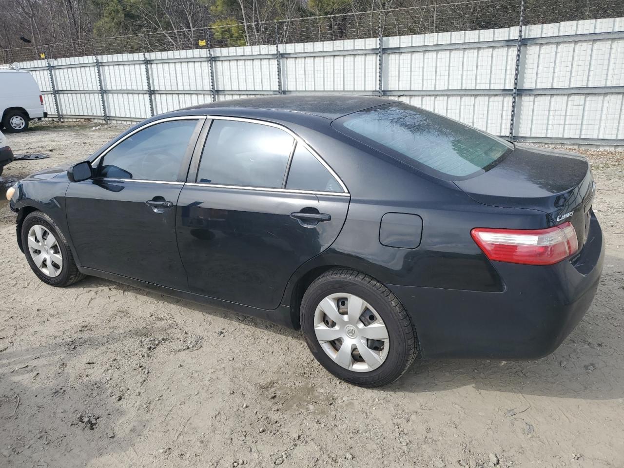 2009 Toyota Camry - Image 2