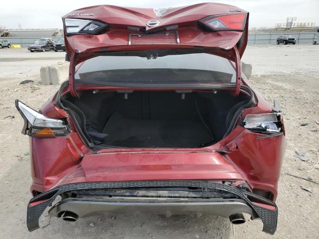  NISSAN ALTIMA 2019 Красный