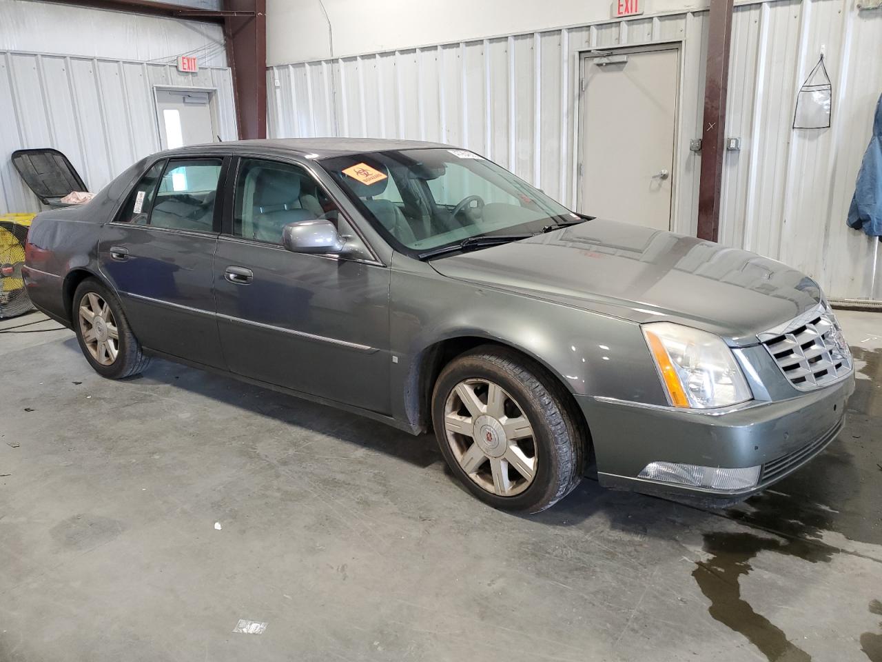 2008 Cadillac DTS - Image 4