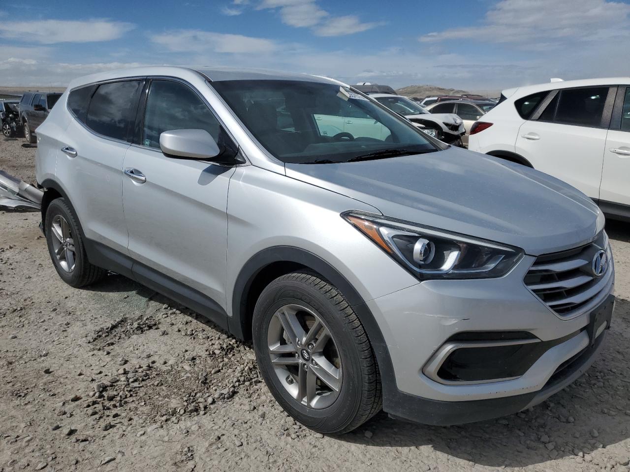 2017 Hyundai Santa Fe - Image 4