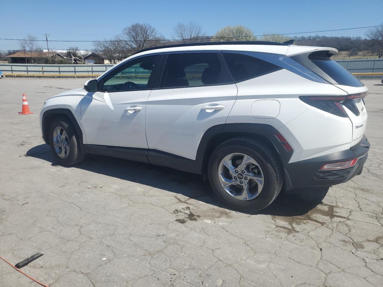2022 Hyundai Tucson - Image 2