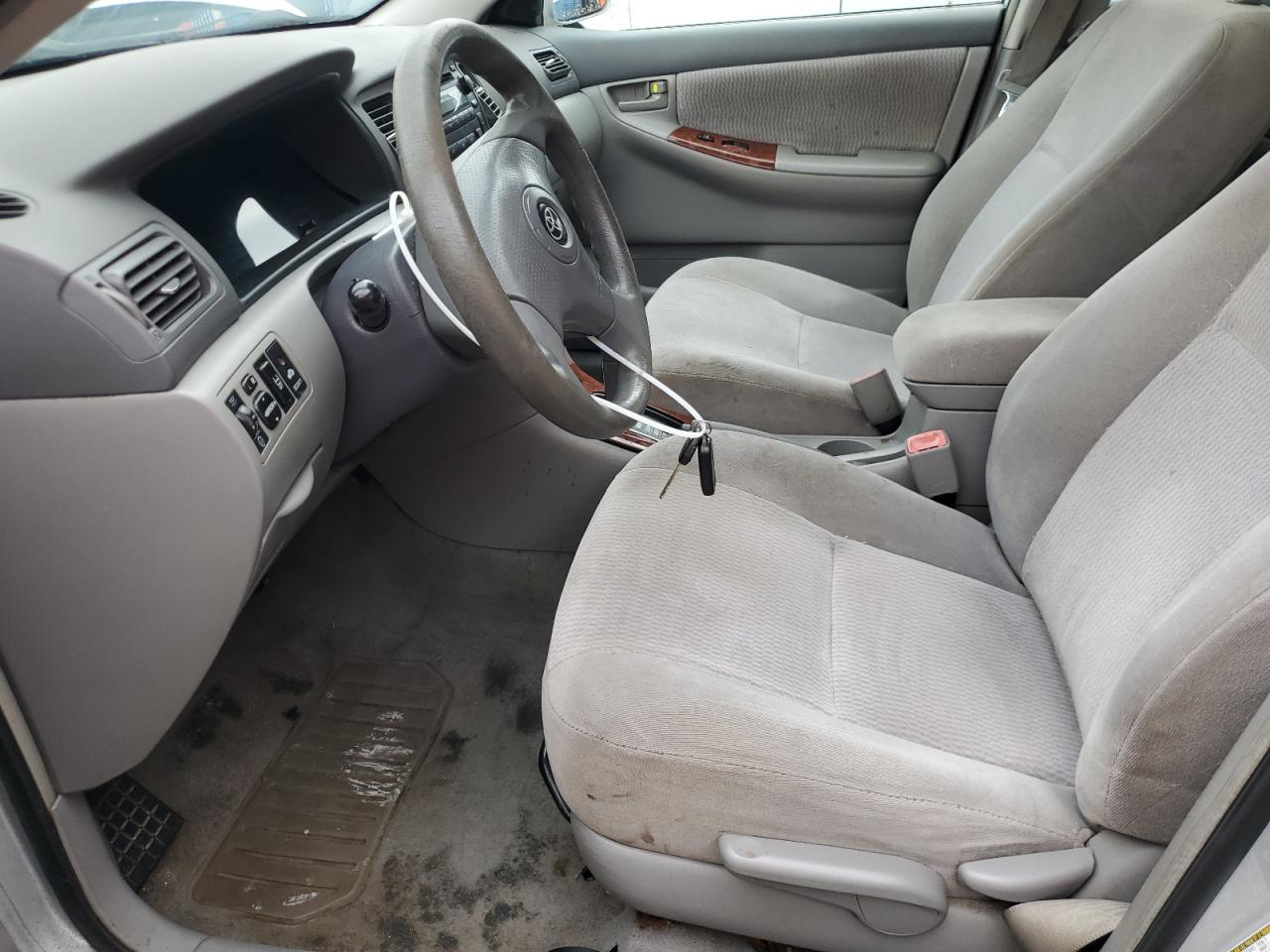 2005 Toyota Corolla - Image 7