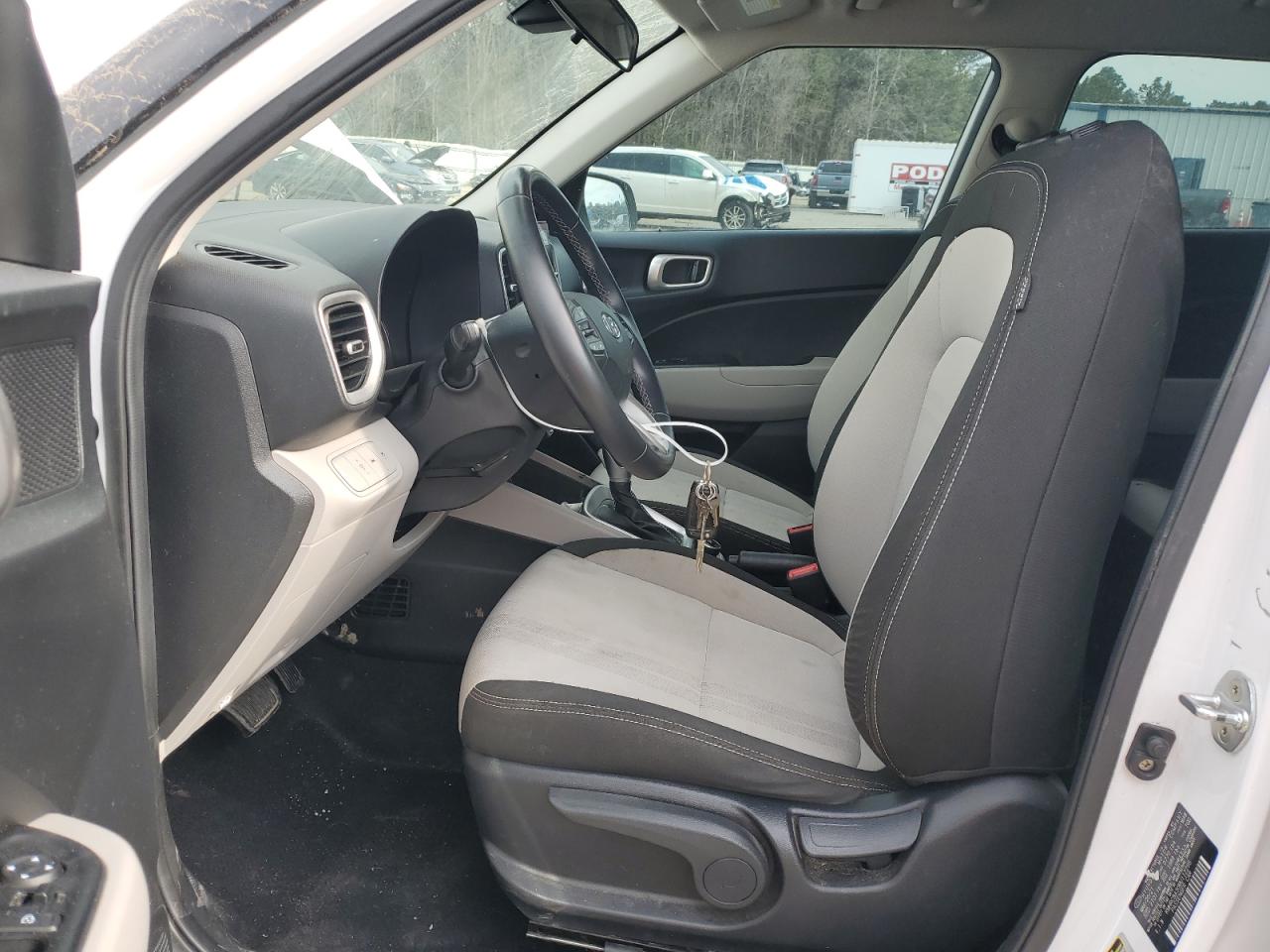2021 Hyundai Venue Sel VIN: KMHRC8A30MU112295 Lot: 48682395