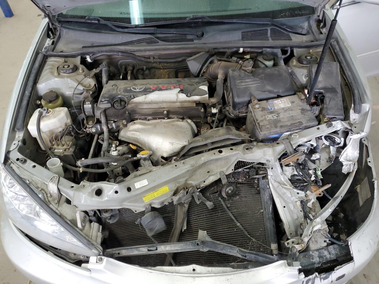 2006 Toyota Camry - Image 13