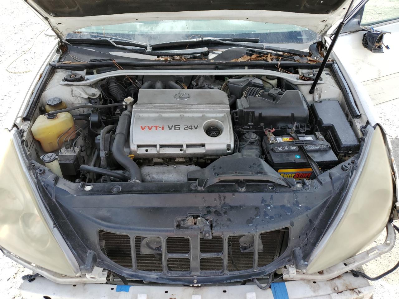 2003 Lexus ES - Image 11