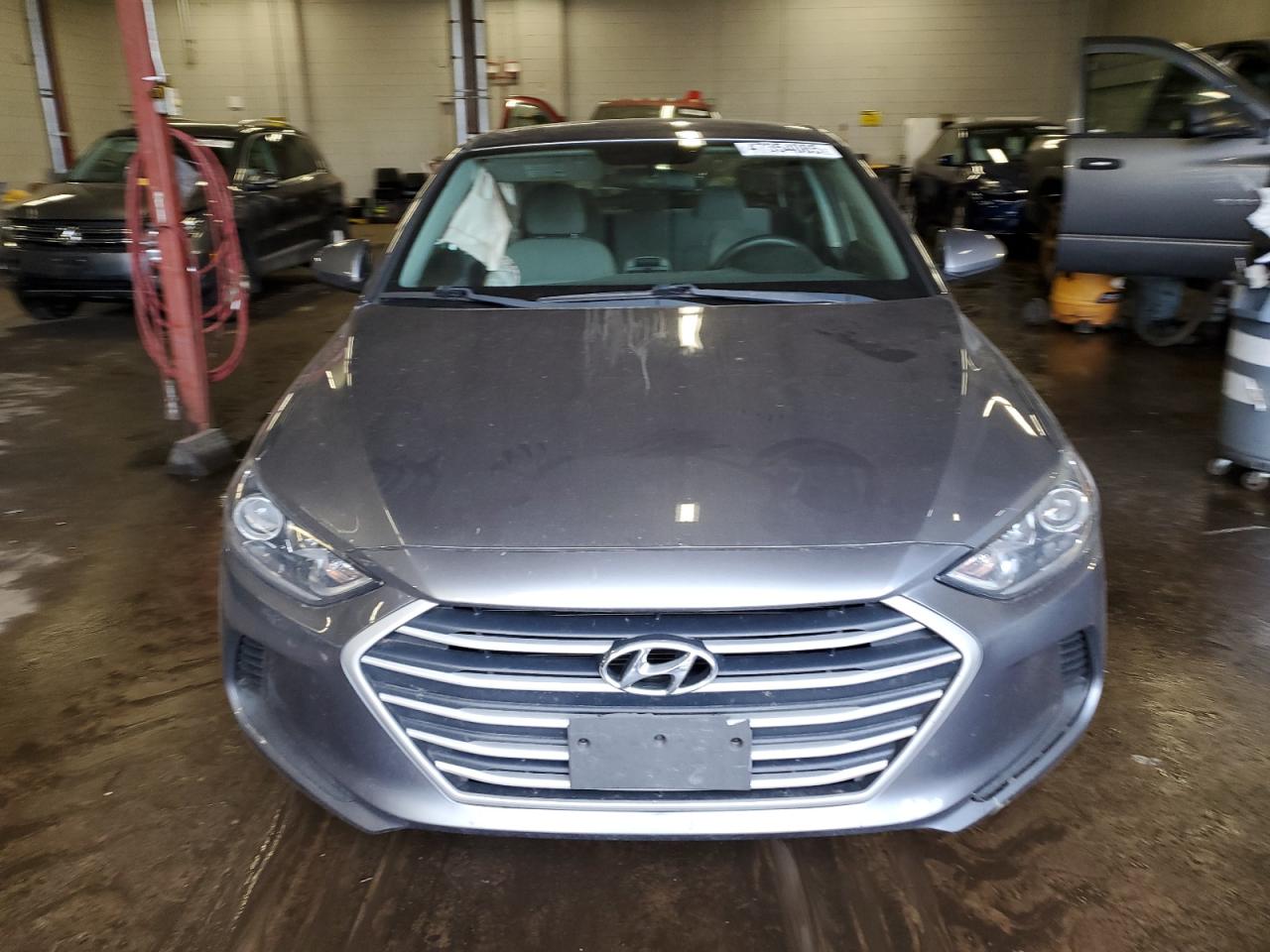 2018 Hyundai Elantra - Image 5