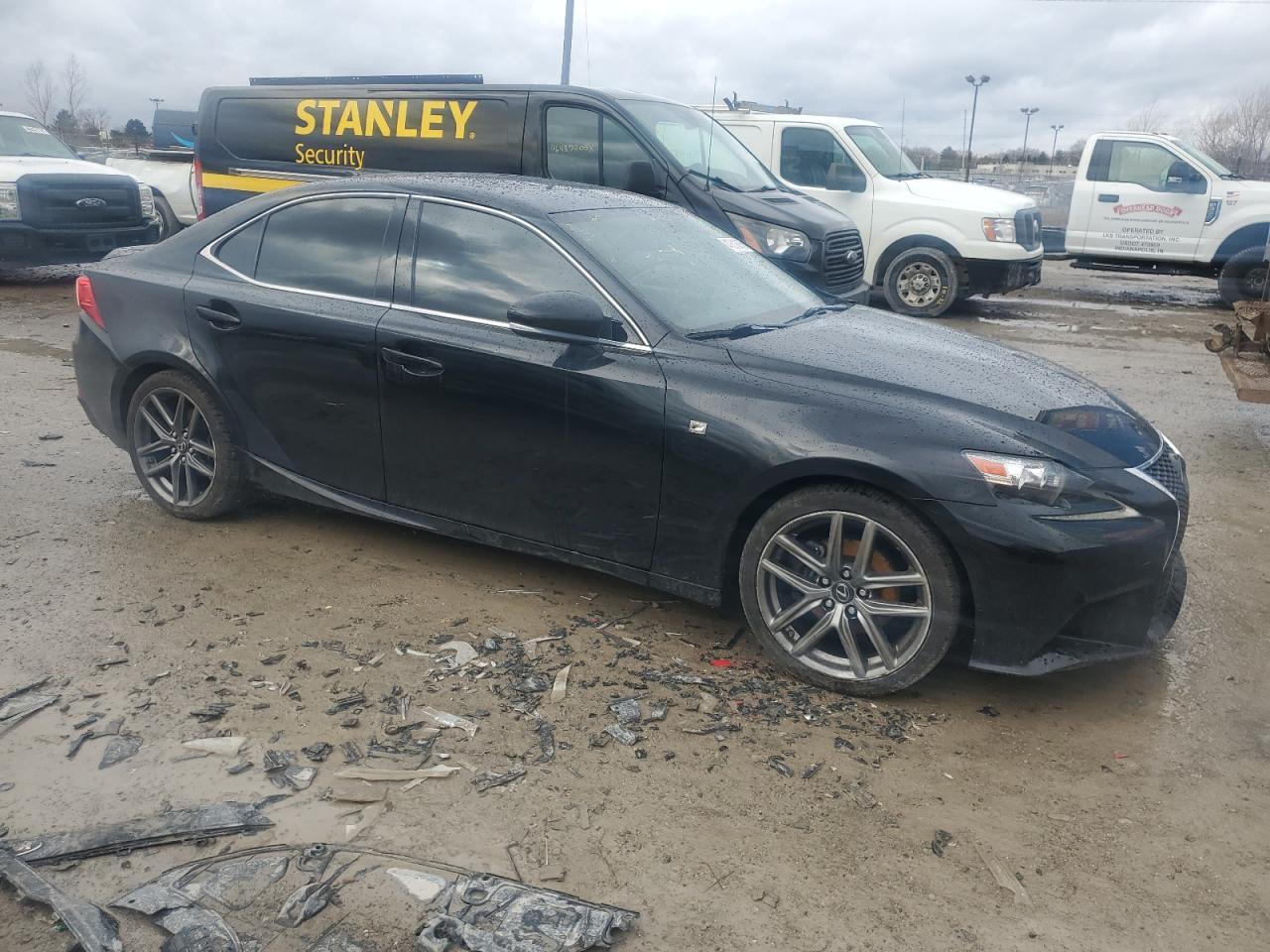 2015 Lexus IS - Image 4