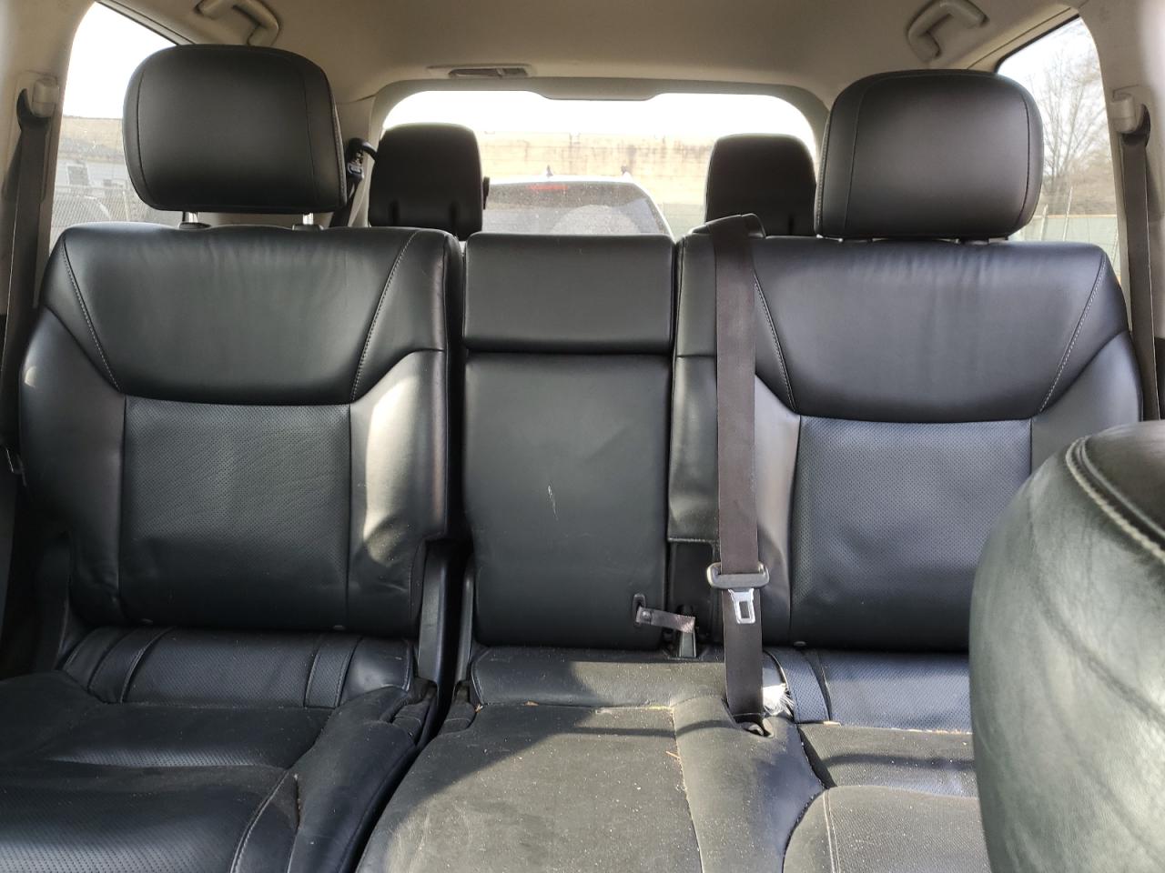 2014 Lexus LX - Image 10