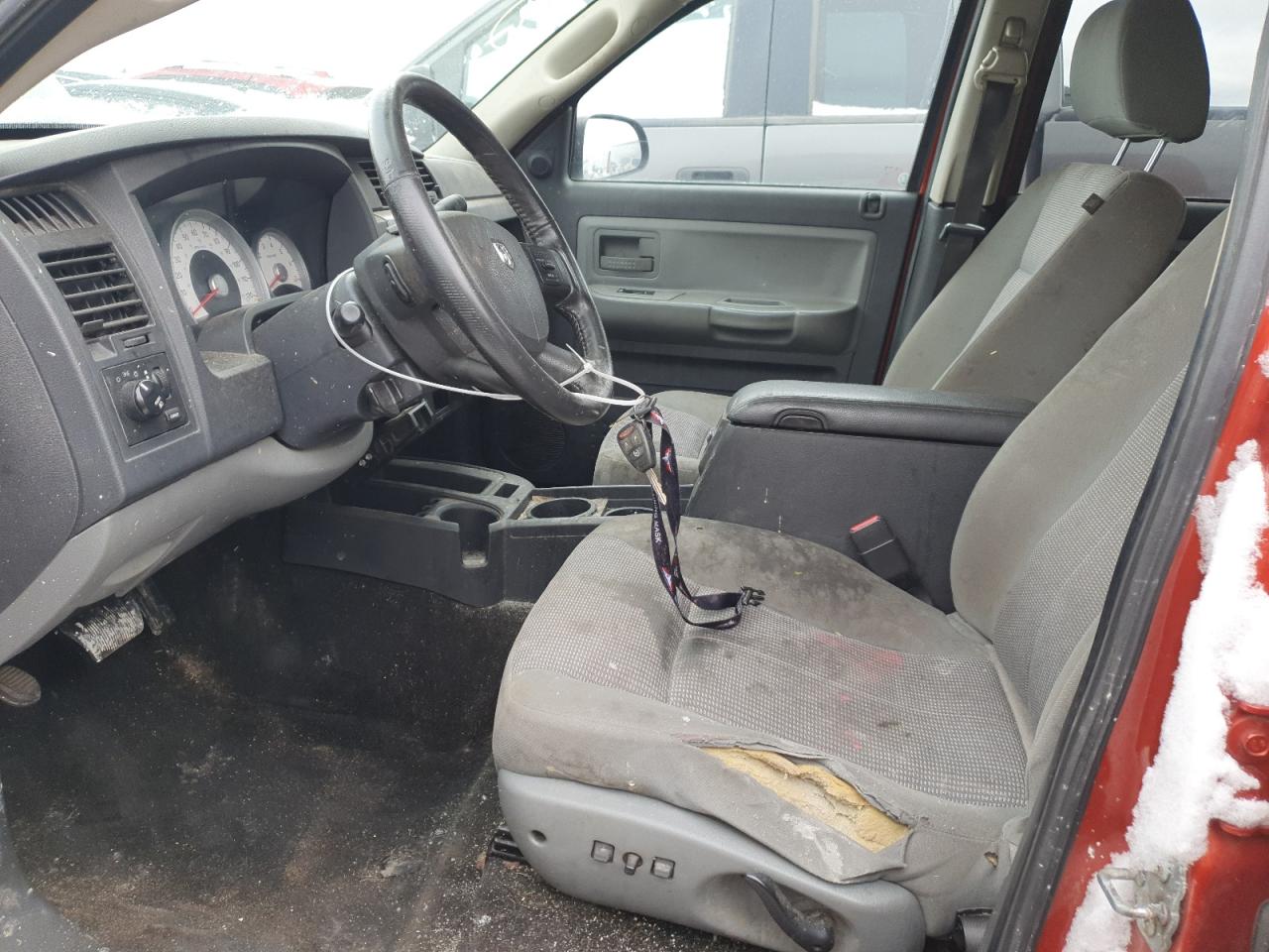 2008 Dodge Dakota - Image 7