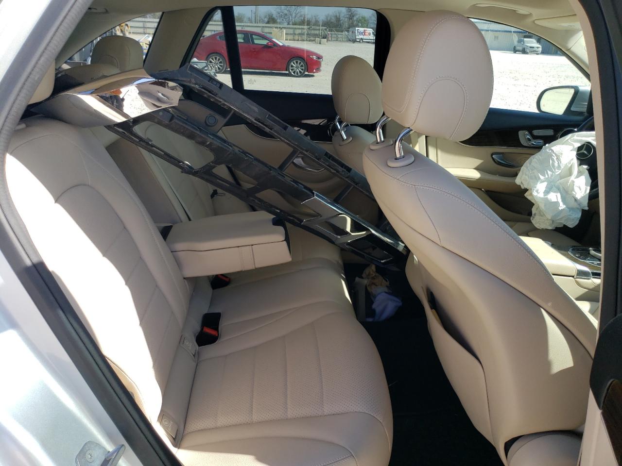 2019 Mercedes-Benz GLC - Image 11