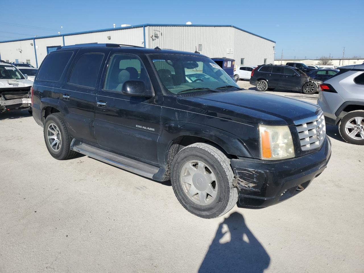 2003 Cadillac Escalade - Image 4