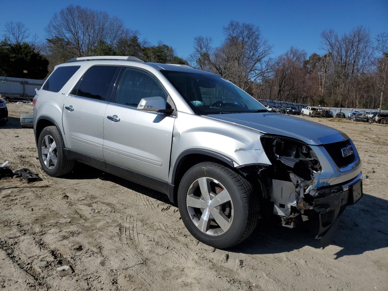 2011 GMC Acadia - Image 4