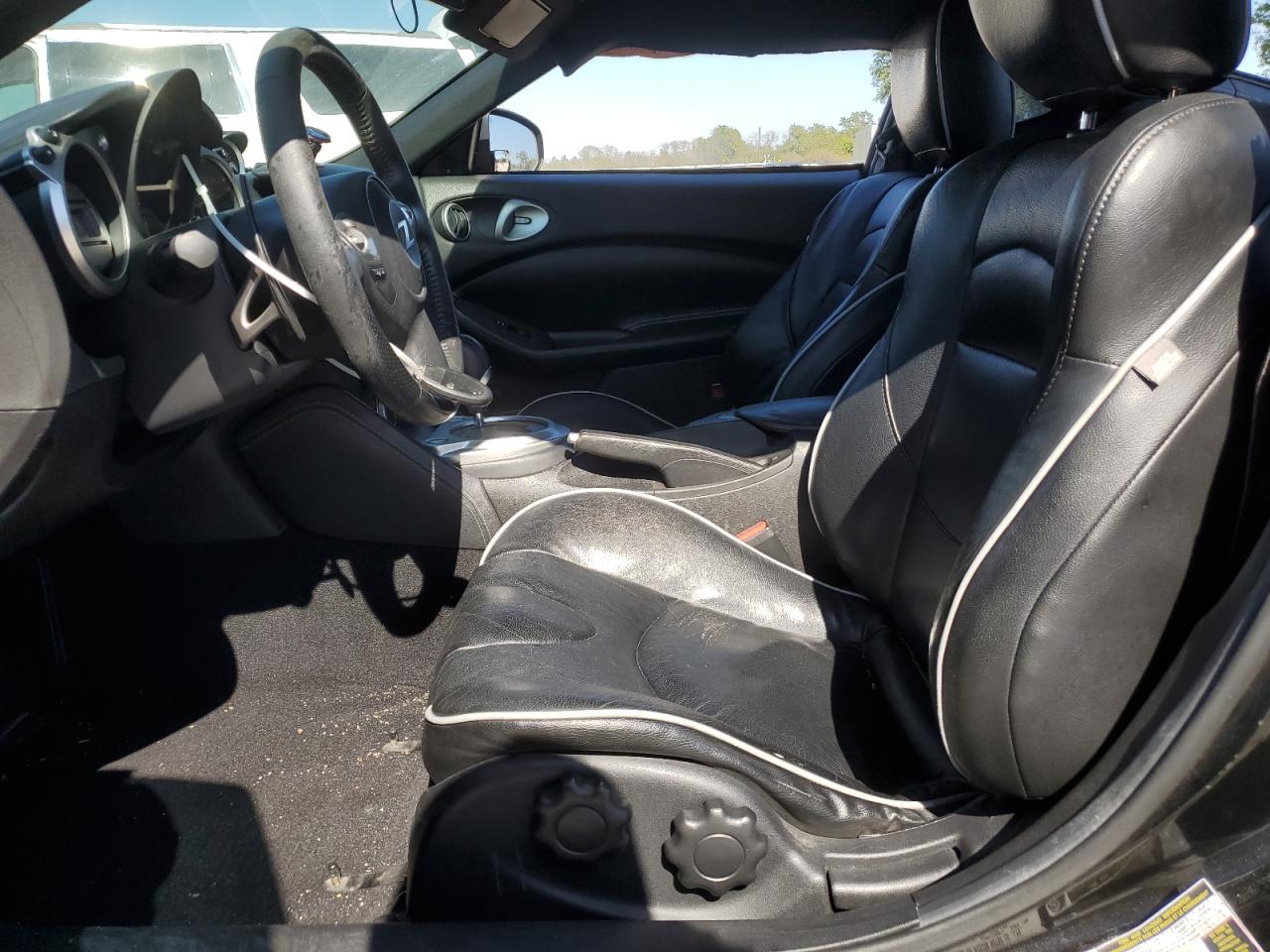 2010 Nissan 370Z - Image 7