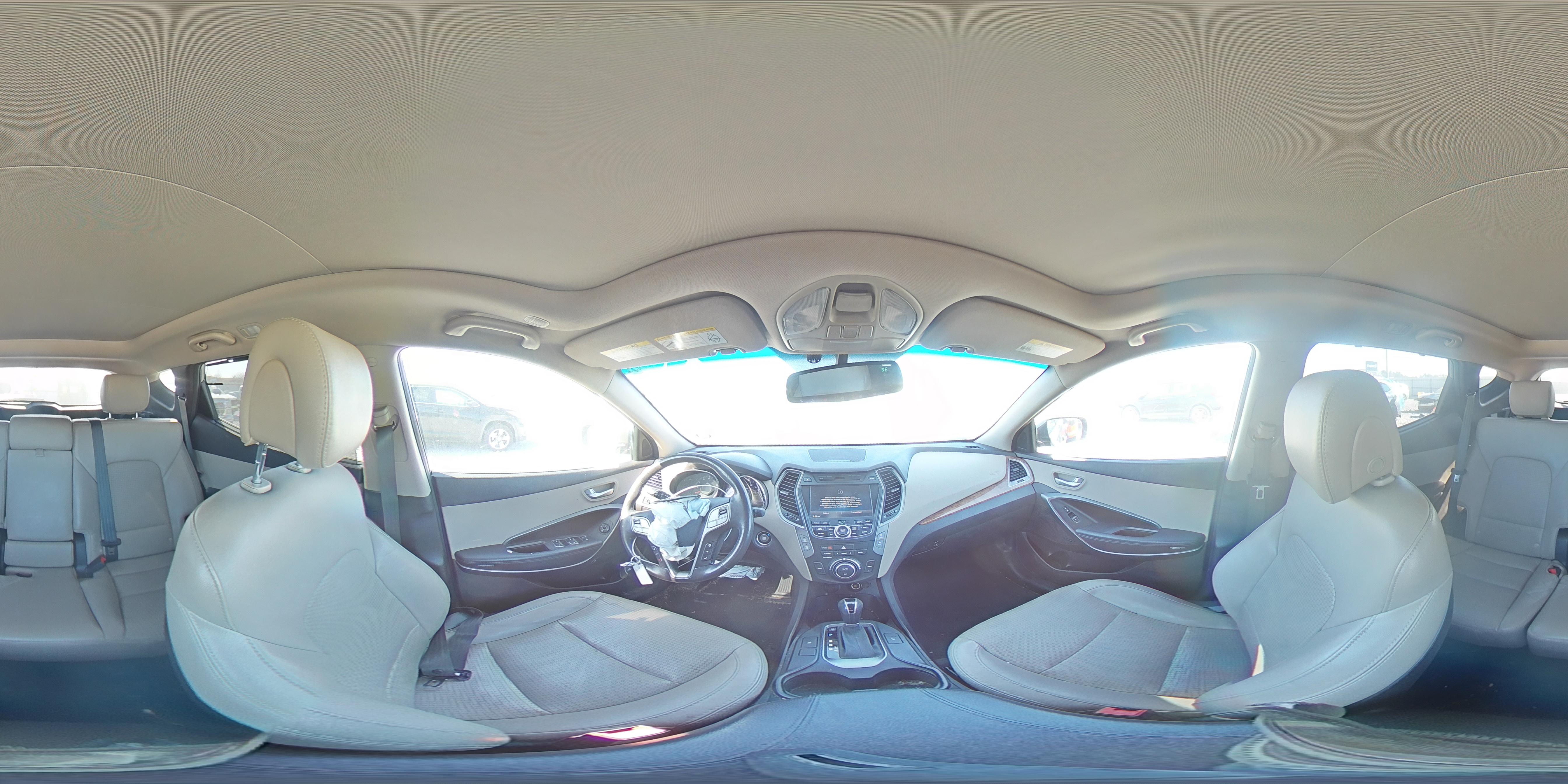 2013 Hyundai Santa Fe - Image 13