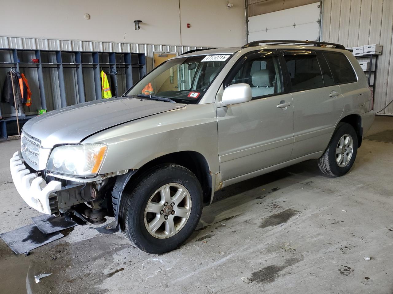 2001 Toyota Highlander for Sale in Candia, NH - Front End