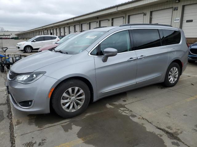 Minivans CHRYSLER PACIFICA 2017 Silver