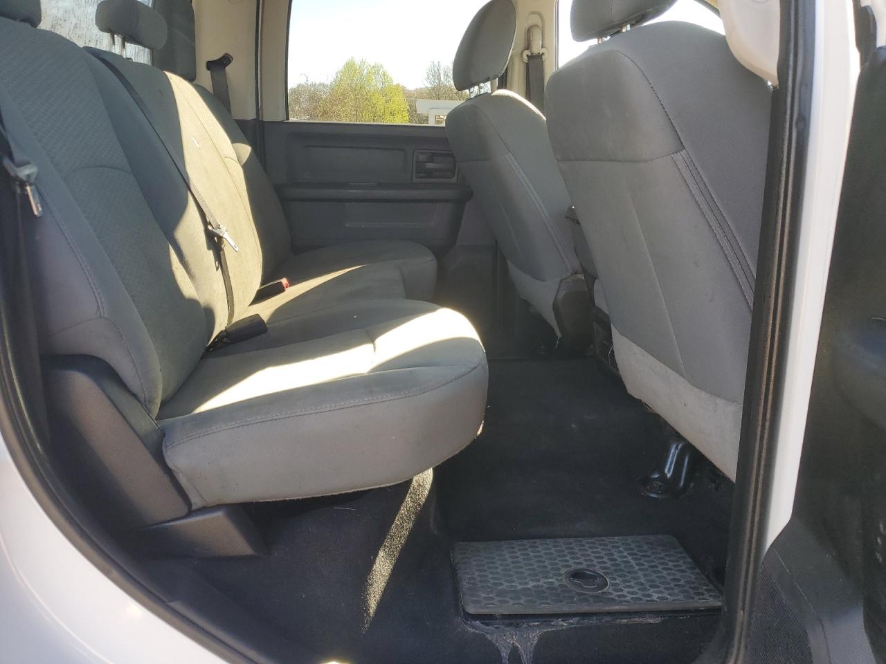 2018 RAM 2500 - Image 10