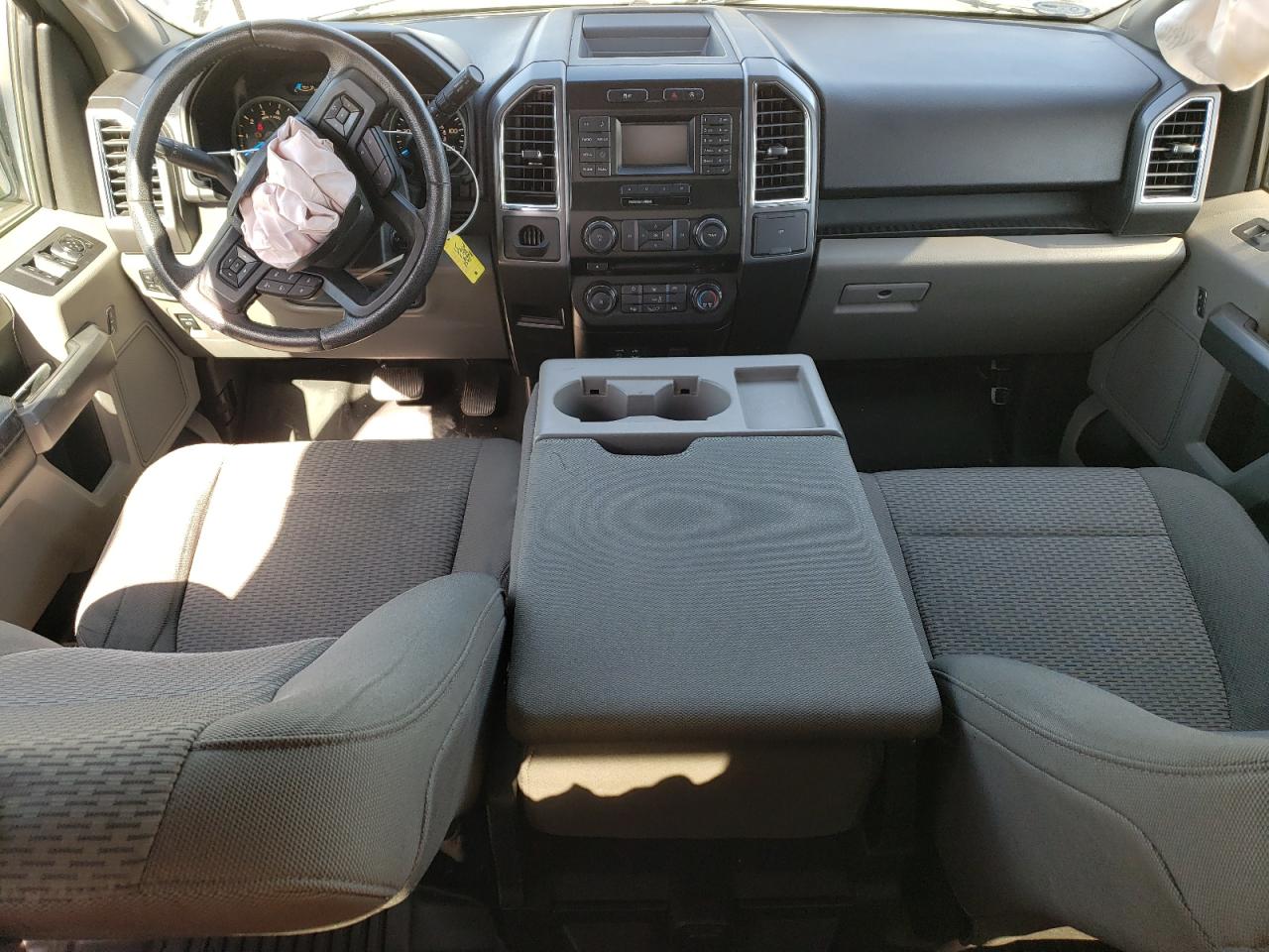 2015 Ford F-150 - Image 8