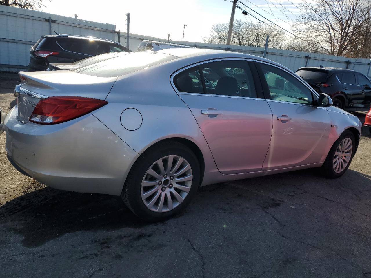 2011 Buick Regal - Image 3