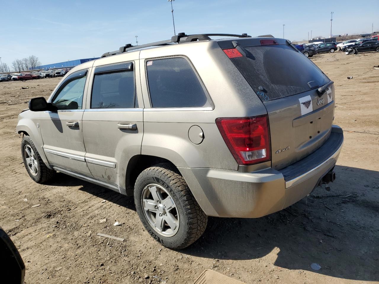 2005 Jeep Grand Cherokee - Image 2