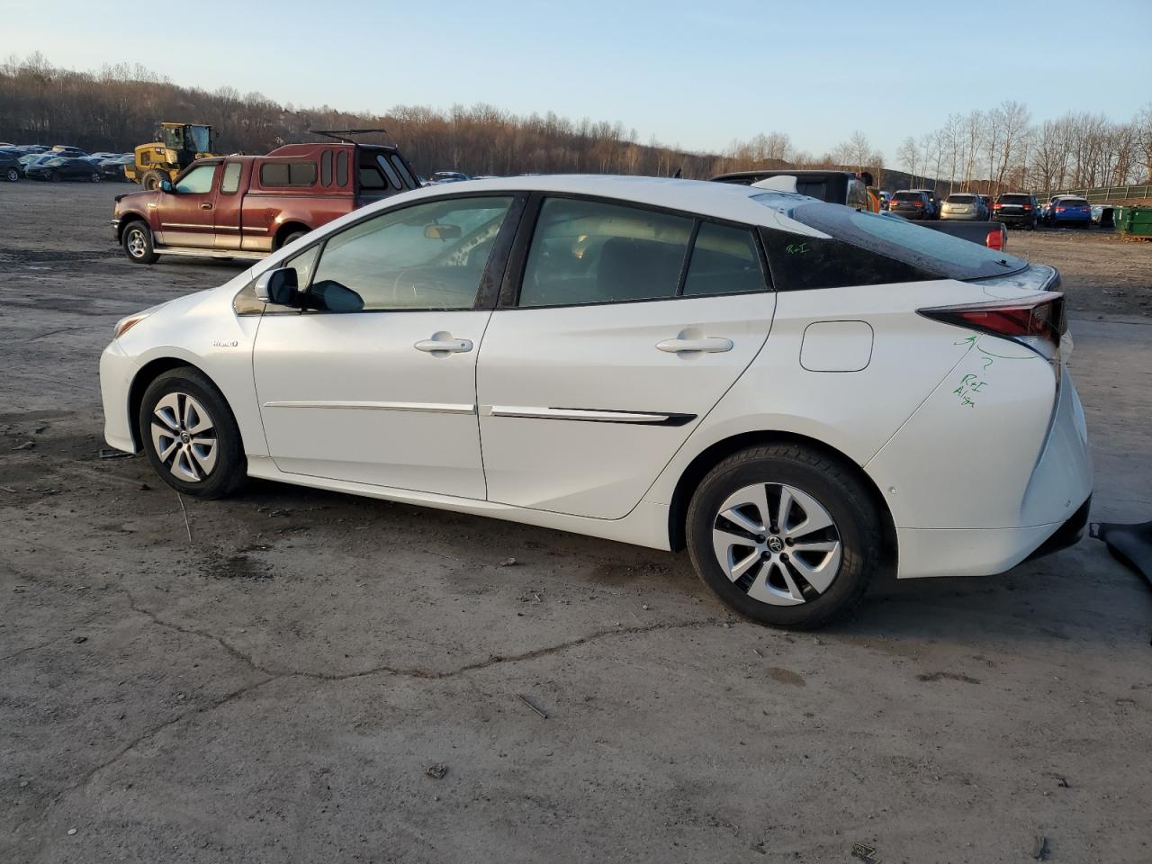 2018 Toyota Prius - Image 2