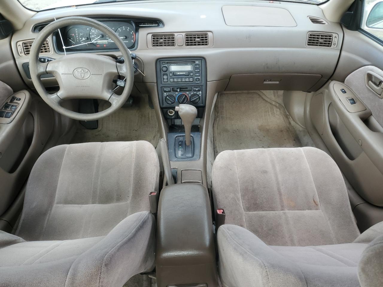 1999 Toyota Camry Le VIN: JT2BG22K8X0376107 Lot: 49145645