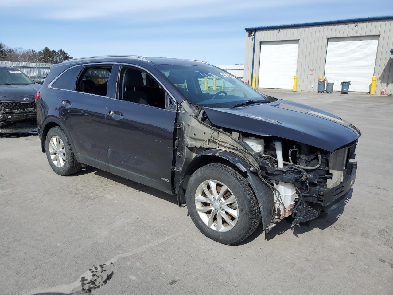 2016 Kia Sorento - Image 4