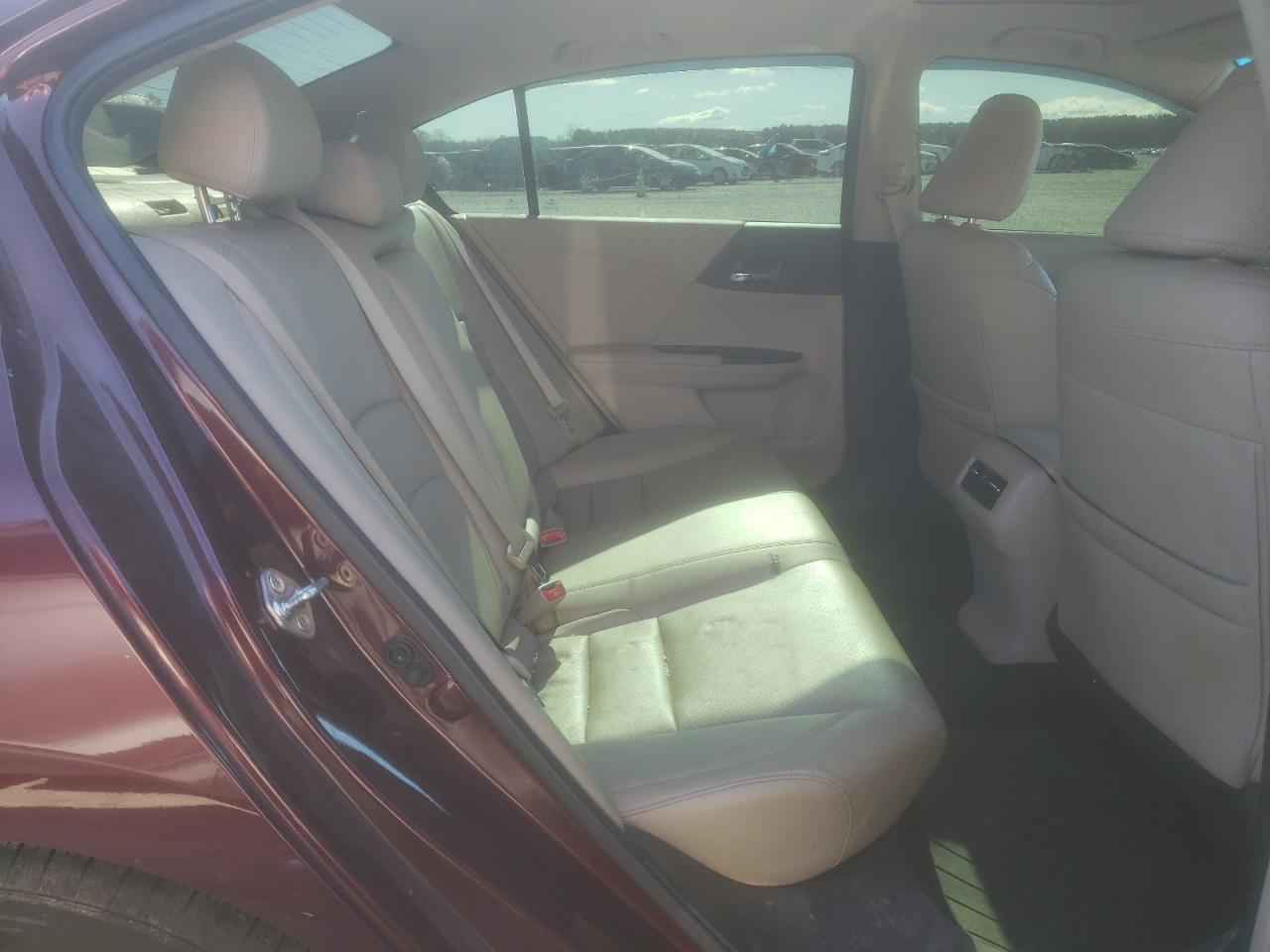 2015 Honda Accord - Image 10