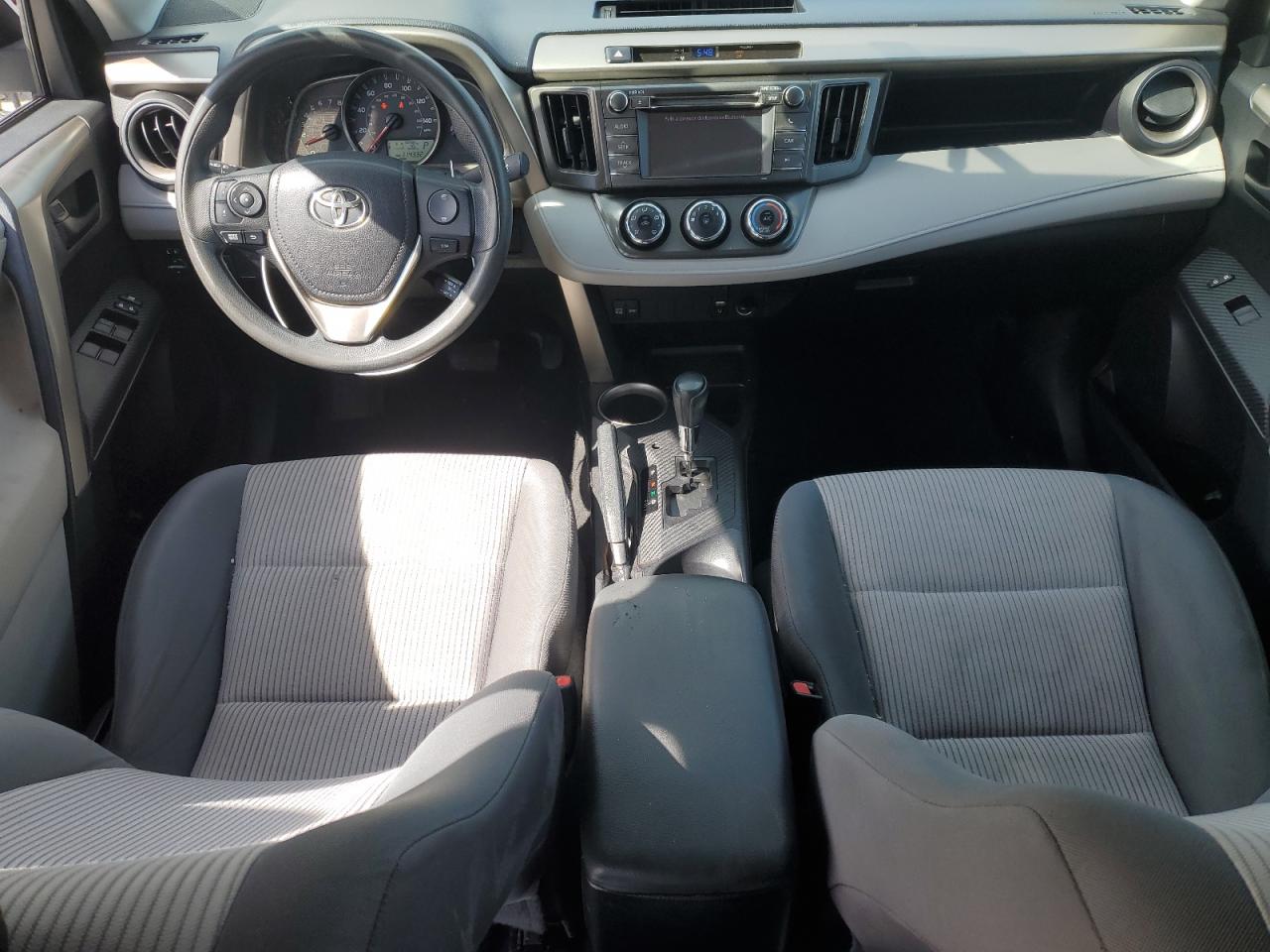 2013 Toyota RAV 4 - Image 8