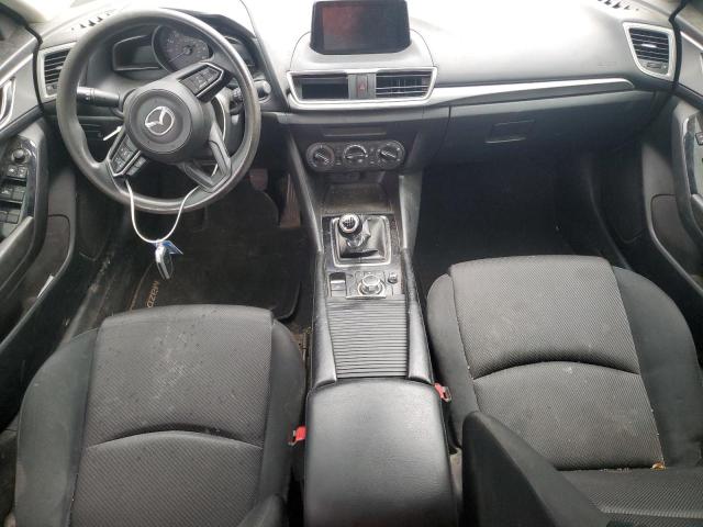  MAZDA 3 2018 Srebrny