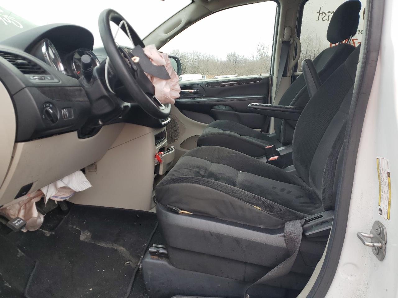 2019 Dodge Caravan - Image 7