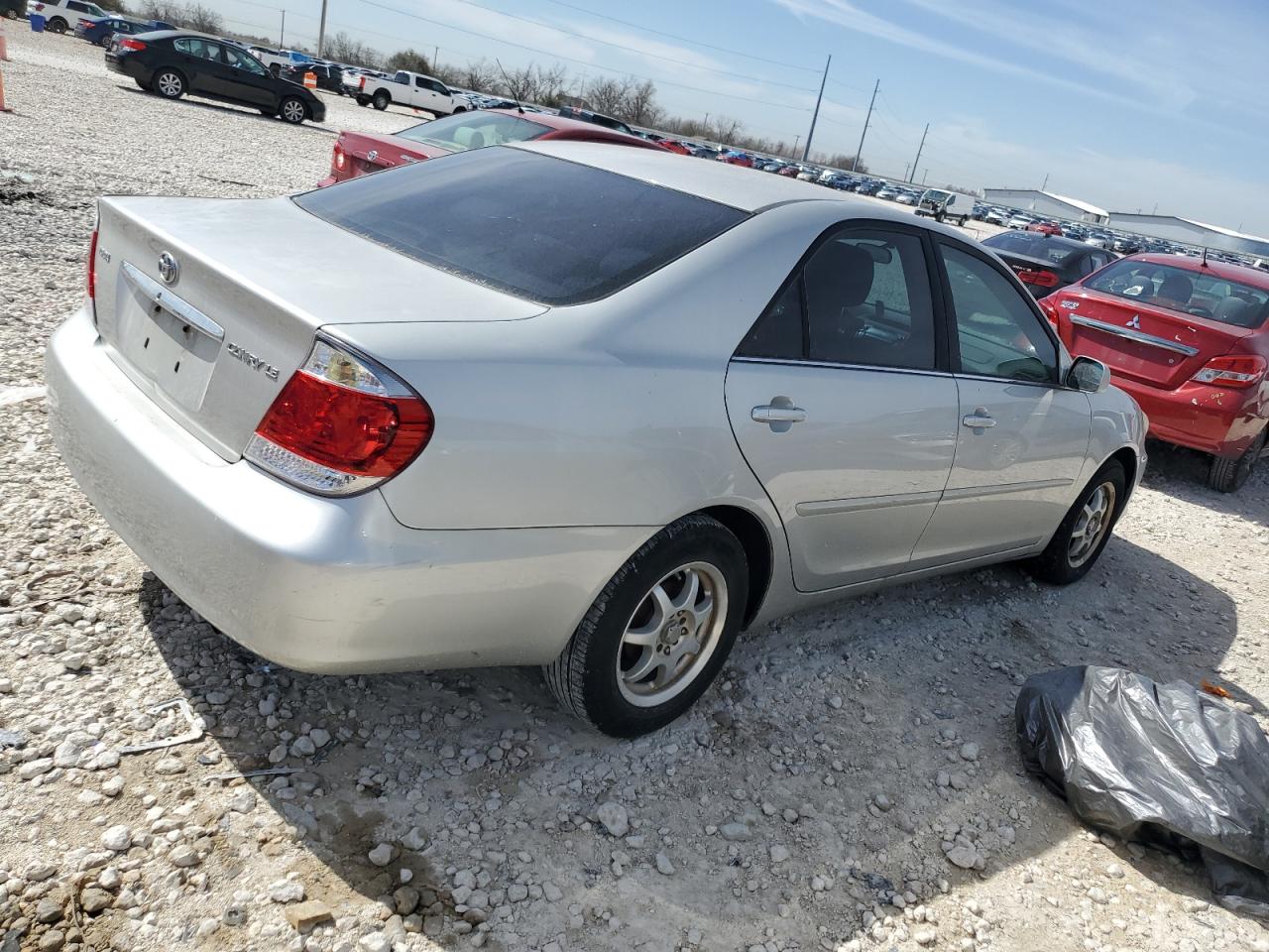 2005 Toyota Camry - Image 3