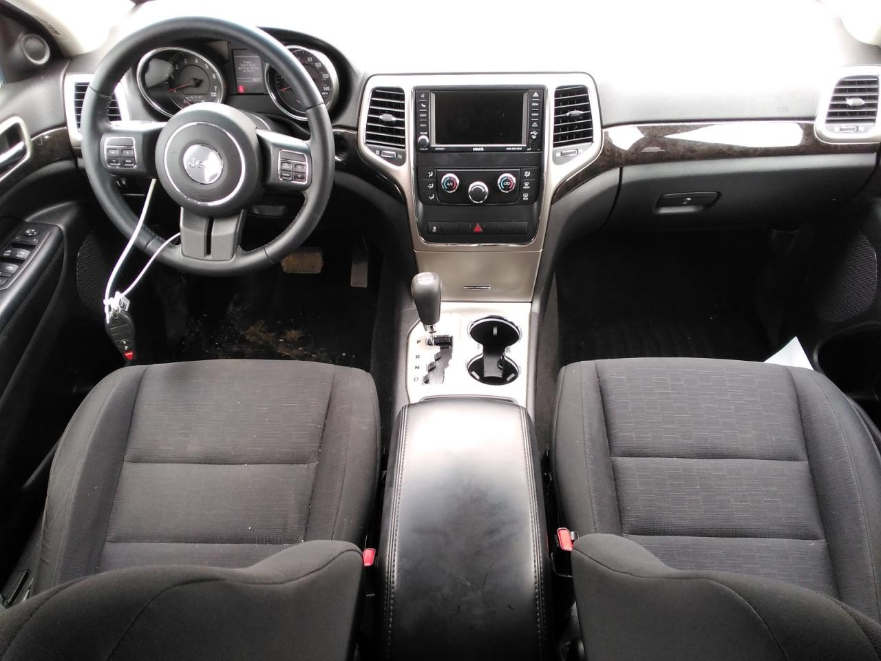2012 Jeep Grand Cherokee - Image 8