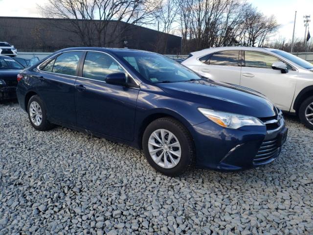  TOYOTA CAMRY 2016 Granatowy