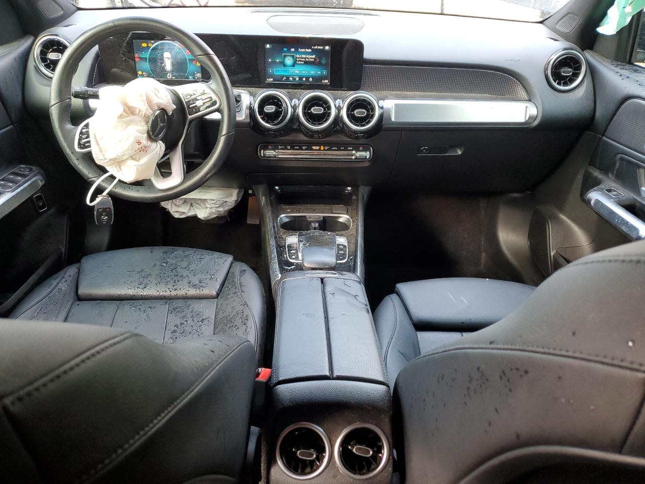 2020 Mercedes-Benz GLB - Image 8