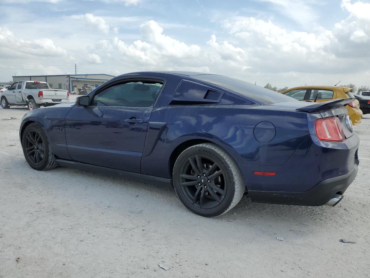 2011 Ford Mustang - Image 2