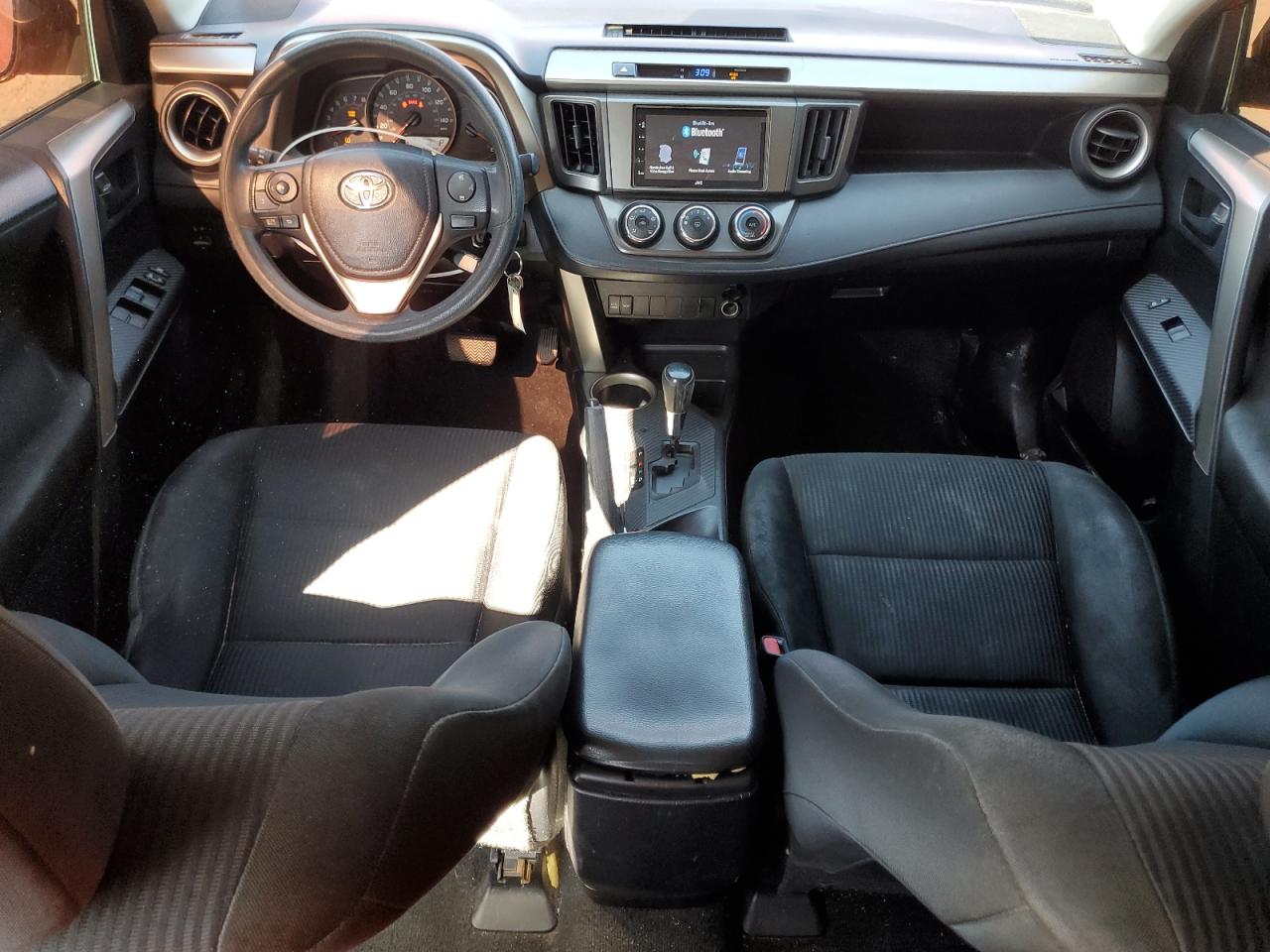 2014 Toyota RAV 4 - Image 8