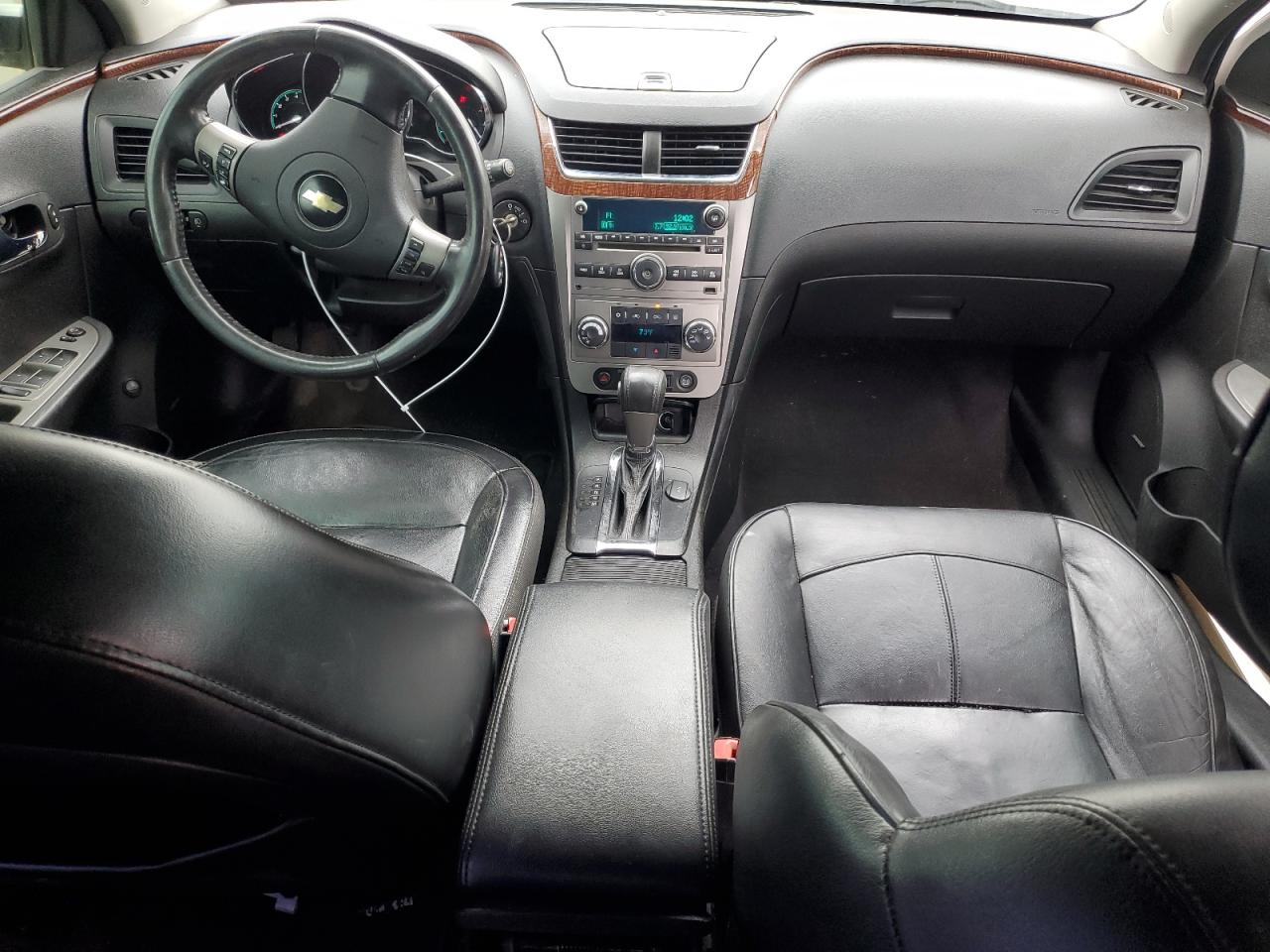 2011 Chevrolet Malibu - Image 8