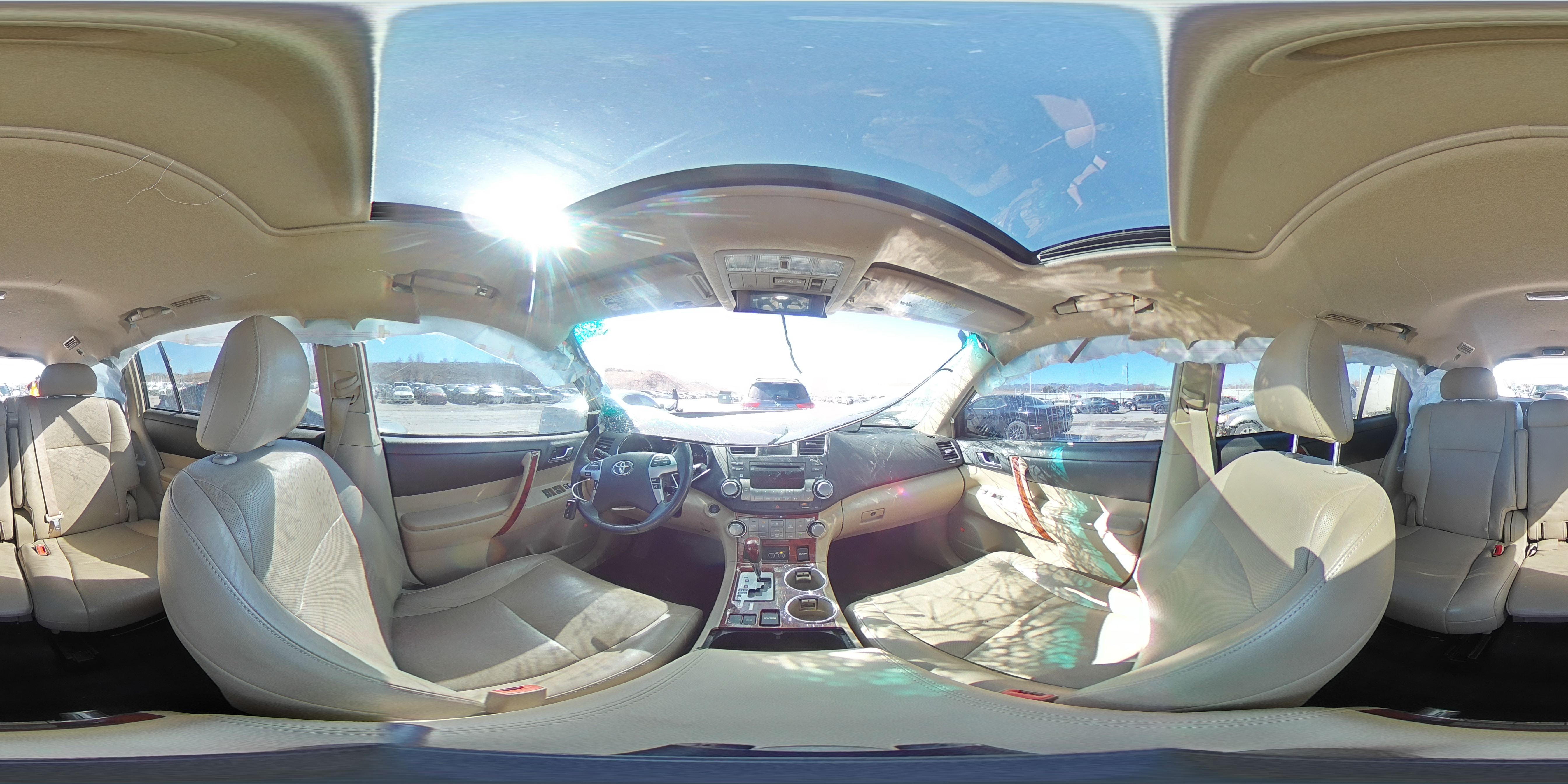 2012 Toyota Highlander - Image 16